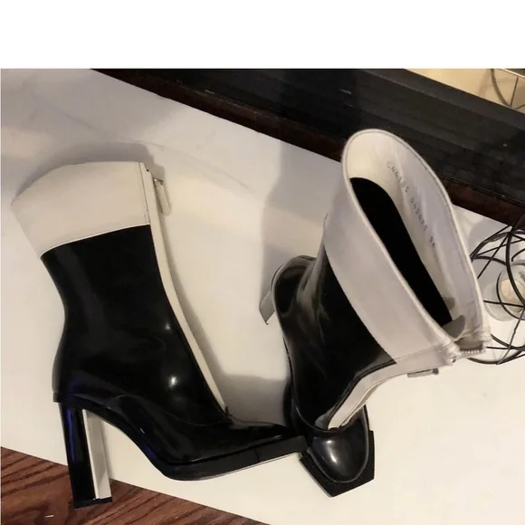 NEW Alexander McQueen Black Cream Patent Leather Mid-Calf Heeled Boots 36 6 5.5 - Picture 9 of 10